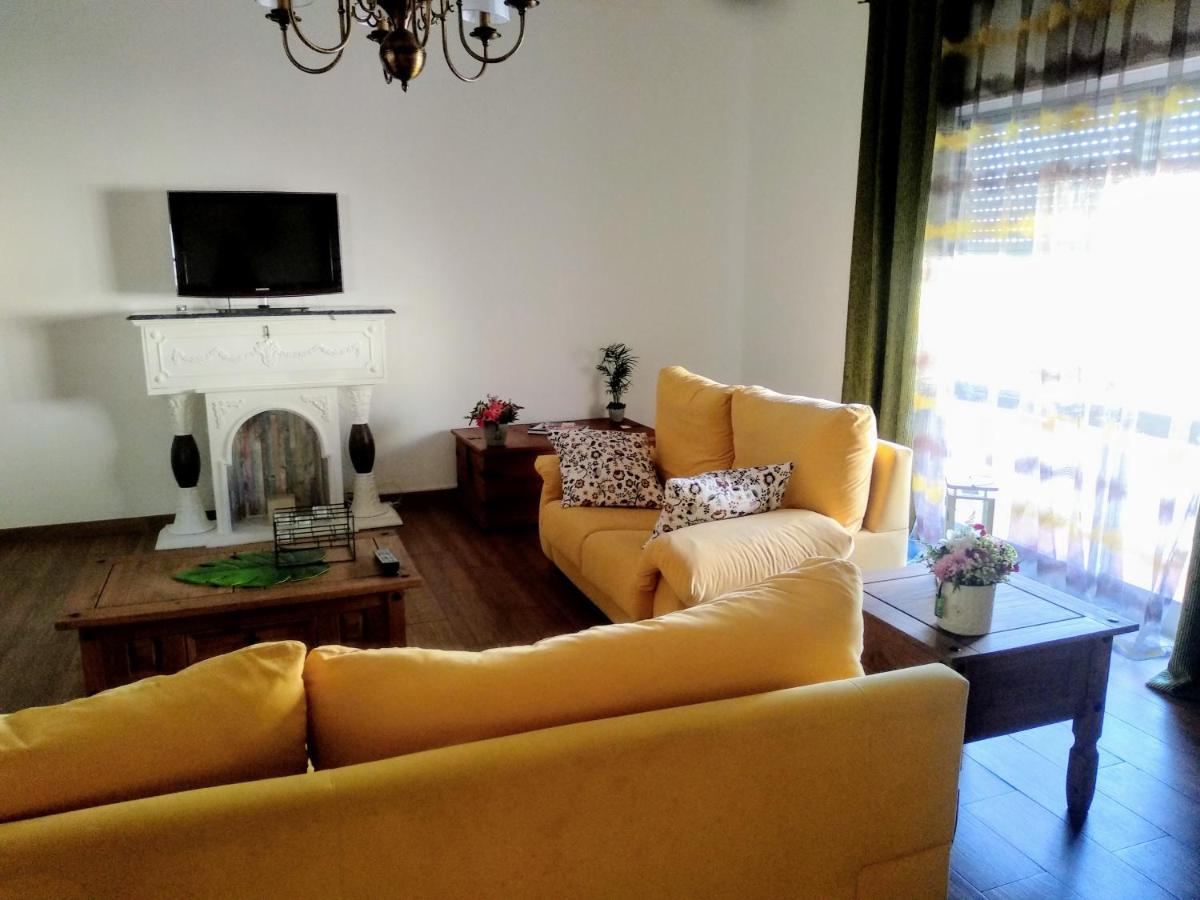 Tugaplace Bed & Breakfast Montijo Dış mekan fotoğraf